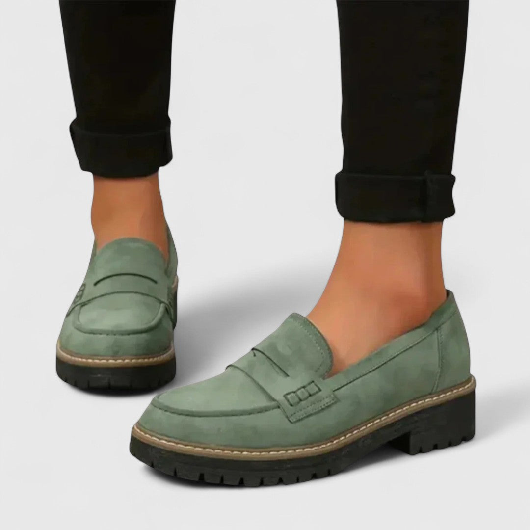 Women's slip-on orthopaedic loafers with vamp strap, stitched toe and lug sole