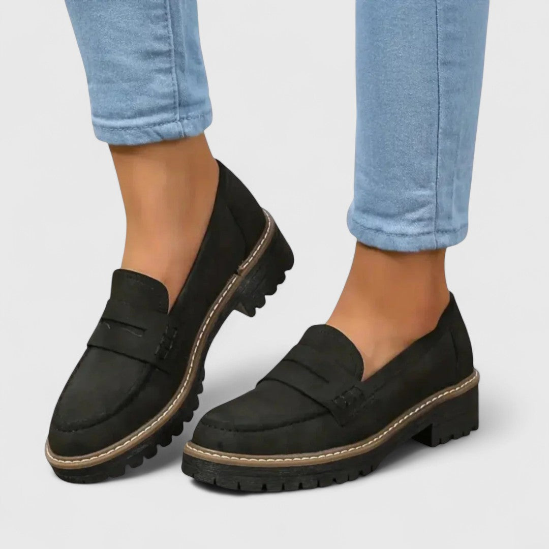 Women's slip-on orthopaedic loafers with vamp strap, stitched toe and lug sole