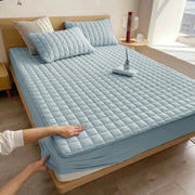 Lunara - Breathable Waterproof Mattress Protector