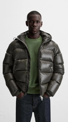 Unisex quilted hooded puffer down jacket with full zip front