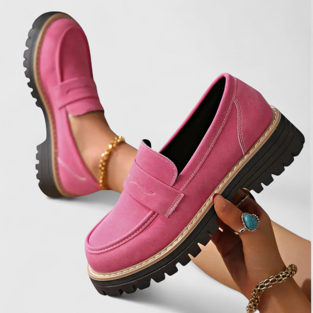 Women's slip-on orthopaedic loafers with vamp strap, stitched toe and lug sole