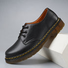 Leather lace-up shoes with round toe and cushioned sole