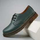 Leather lace-up shoes with round toe and cushioned sole